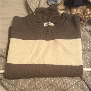 Roven Dino Gray and Cream Men's Sweater